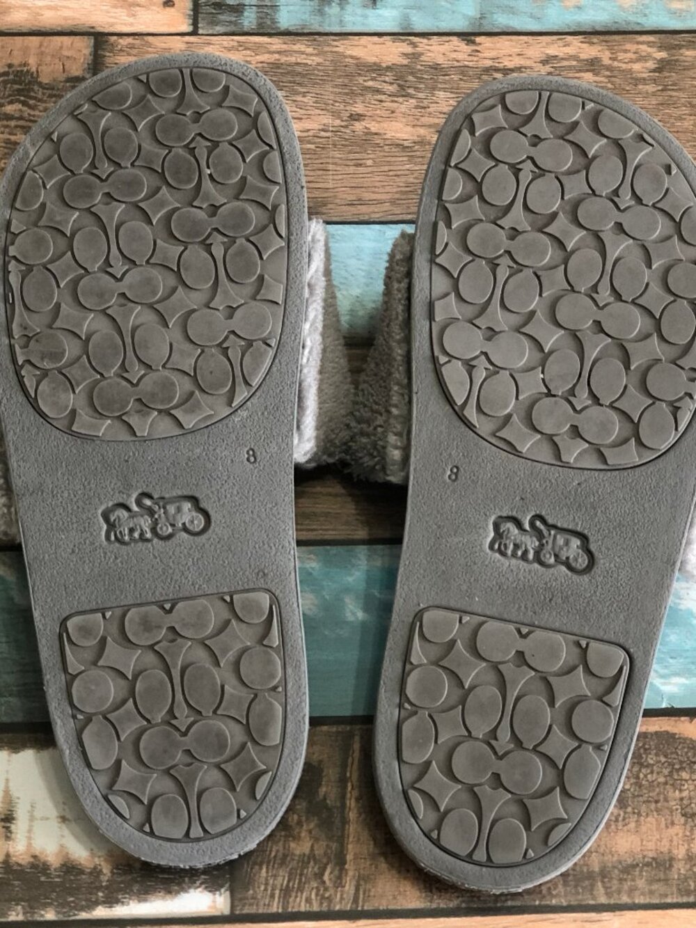 Coach Fuzzy Sport Slides Gray Women's Size 8 - Picture 4 of 6